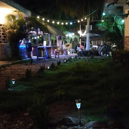 Hostal Cuyagua Palomino Exterior photo